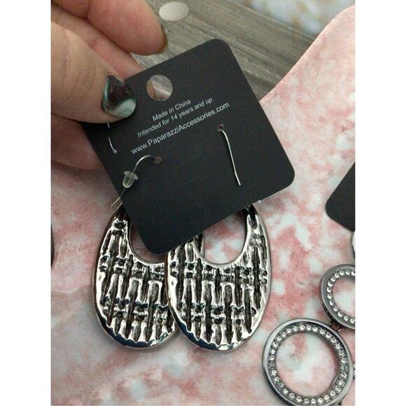 NWT 2PR Bundle Earrings Paparazzi Silver Earrings Dangle Bohemian Girl - Picture 5 of 11